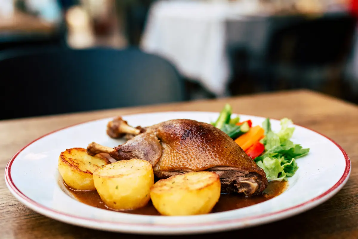 Accompagnement du Confit de Canard : Quelles idées gourmandes ?